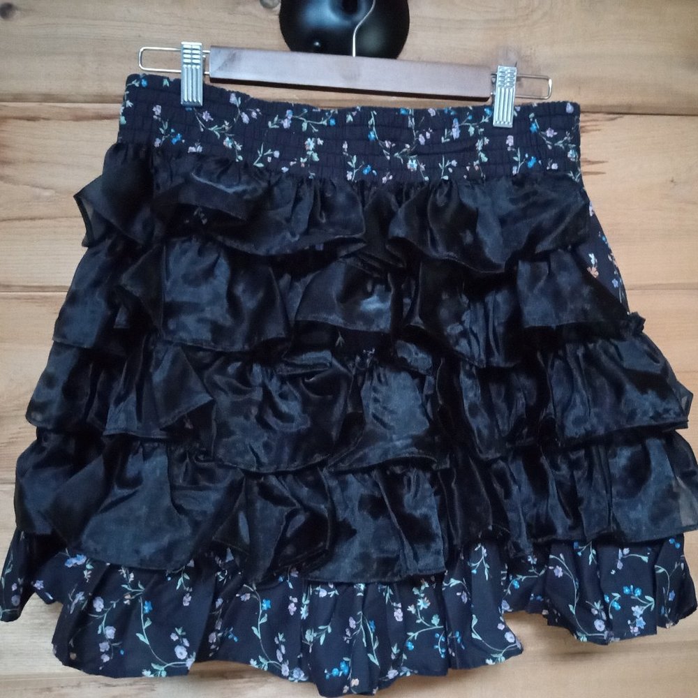 Selkie Ruffle Floral Skirt NWOT - Picture 2 of 2